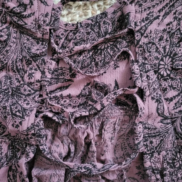 Lace up Tank - Picture 4 of 4